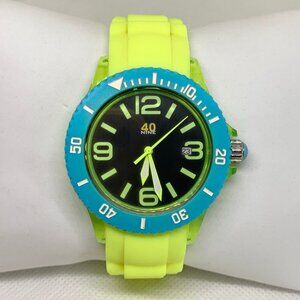 40Nine men wrist watch 40mm round black dial green silicone band quartz running